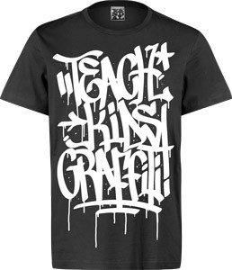 VANDAL WEAR T-SHIRT  -  TEACH KIDS GRAFFITI - BLACK (LARGE)